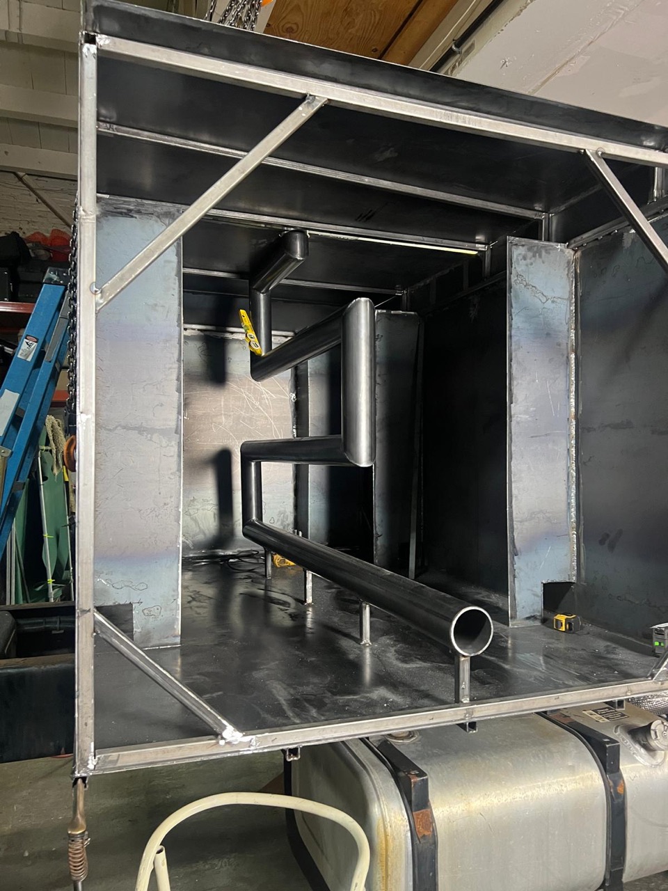 Asphalt sprayer tank build